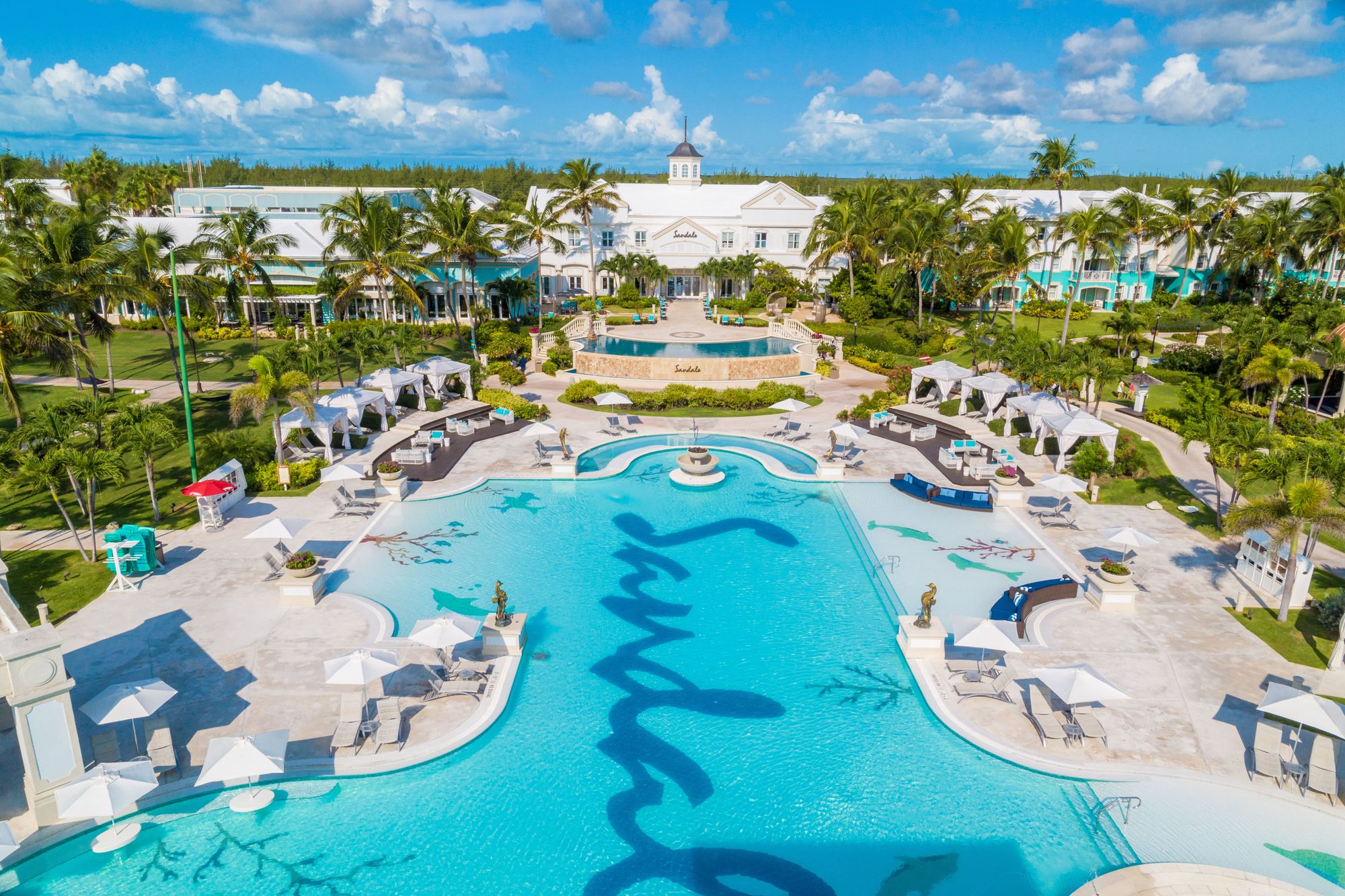 sandals-emerald-bay-pool-2